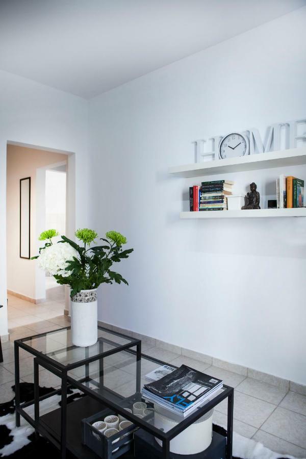Best Located Executive Apartment In Maroussi. Афины Экстерьер фото