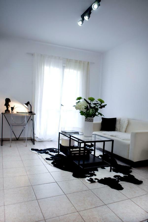 Best Located Executive Apartment In Maroussi. Афины Экстерьер фото
